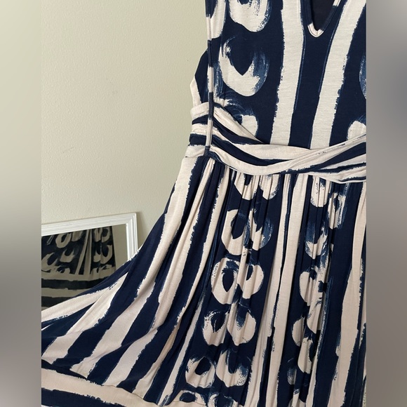 Anthropology Maeve Polka Dot Jersey Dress with keyhole - Picture 3 of 7